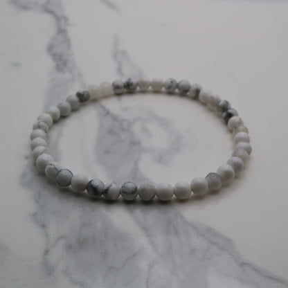 Howlite crystal bead bracelet with 4mm size beads